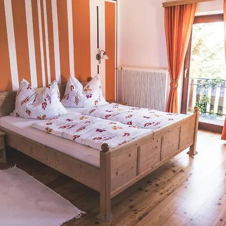 Nocleg ze śniadaniem Wein & Gaestehof Erlacher 3*