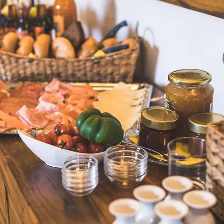 Oda ve Kahvaltı Wein & Gaestehof Erlacher