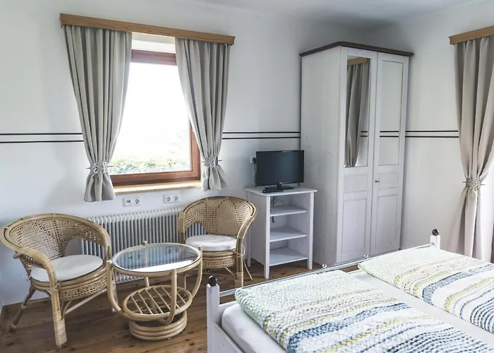 Wein & Gaestehof Erlacher B&B