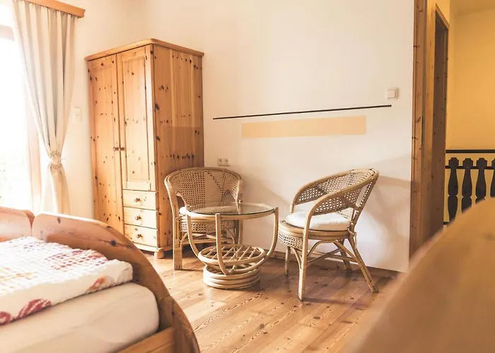 Wein & Gaestehof Erlacher Bed & Breakfast